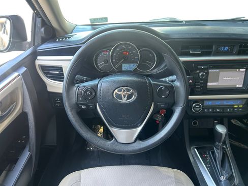Used 2014 Toyota Corolla LE w/ Protection Package FWD image 12