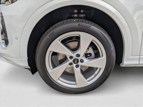 New 2025 Audi Q5 Premium Plus image 9