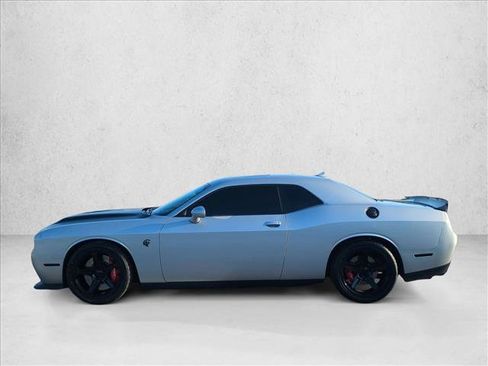 Used 2023 Dodge Challenger SRT Hellcat RWD image 9