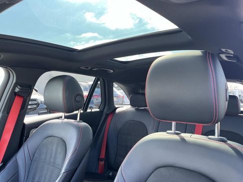 Certified 2022 Mercedes-Benz GLC 43 AMG 4MATIC image 25