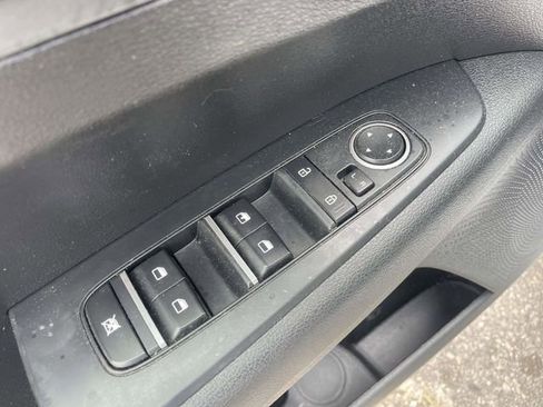 Used 2021 Kia Forte LXS FWD image 12