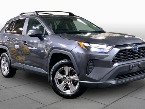 Certified 2023 Toyota RAV4 XLE w/ Convenience Package AWD/4WD image 3