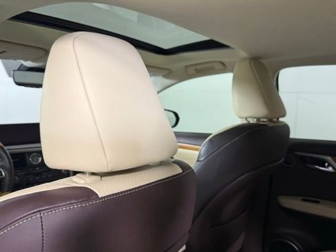 Used 2018 Lexus RX 350 FWD w/ Premium Package image 29