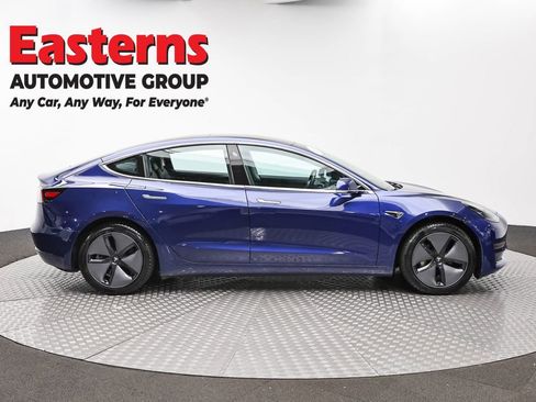 Used 2018 Tesla Model 3 Mid Range RWD image 4
