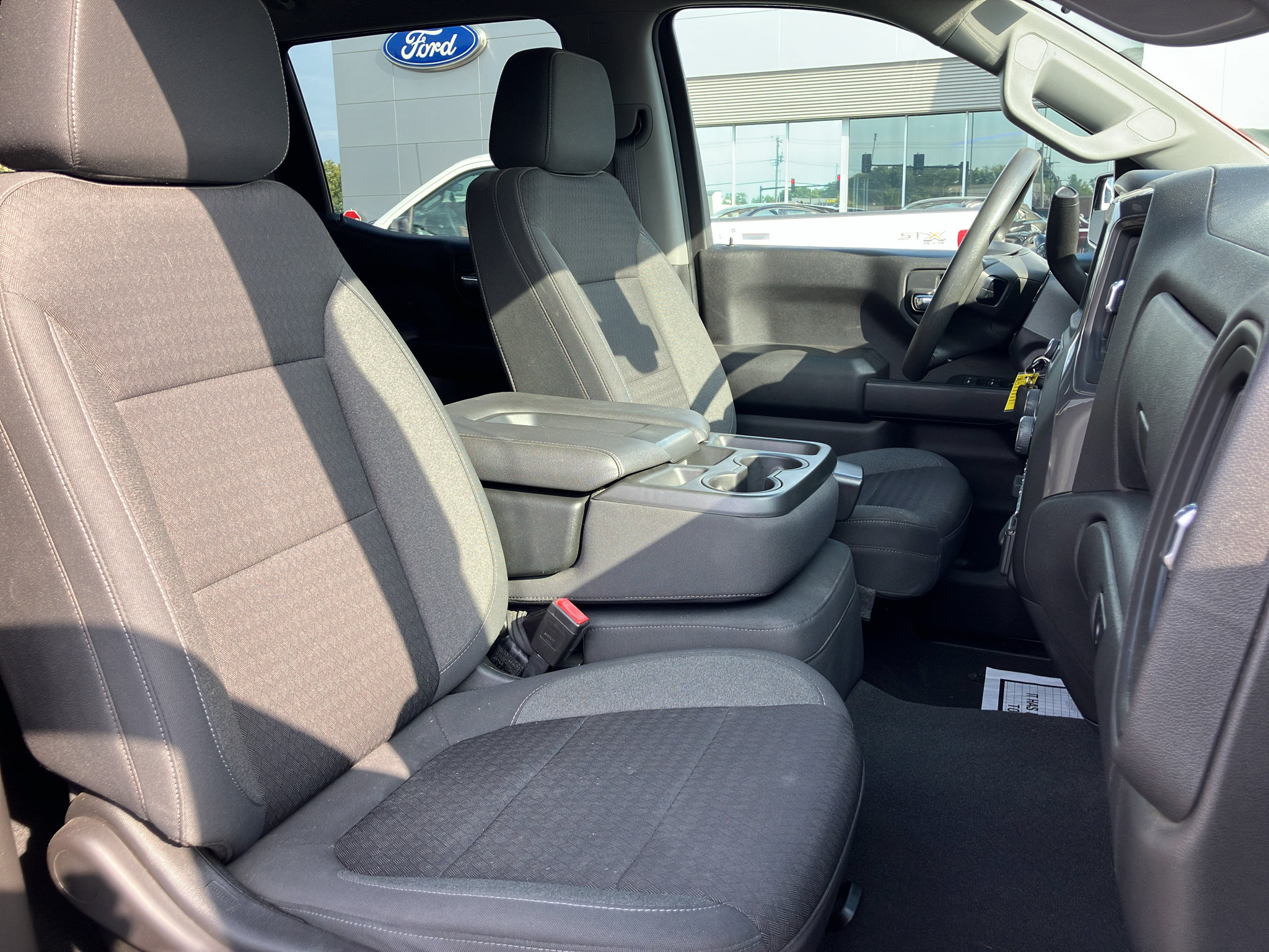 Used 2022 Chevrolet Silverado 1500 Custom w/ LPO, Dark Essentials Package AWD/4WD image 33