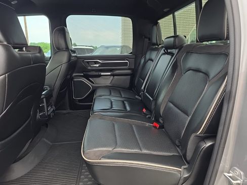 Used 2023 RAM 1500 Laramie AWD/4WD image 12