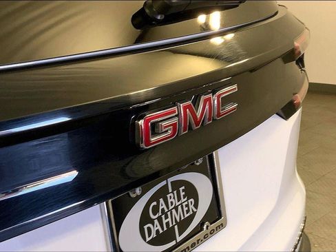 Used 2024 GMC Acadia Elevation AWD/4WD image 29