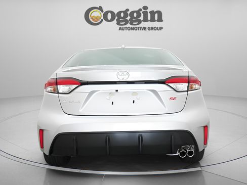 Used 2025 Toyota Corolla SE FWD image 13