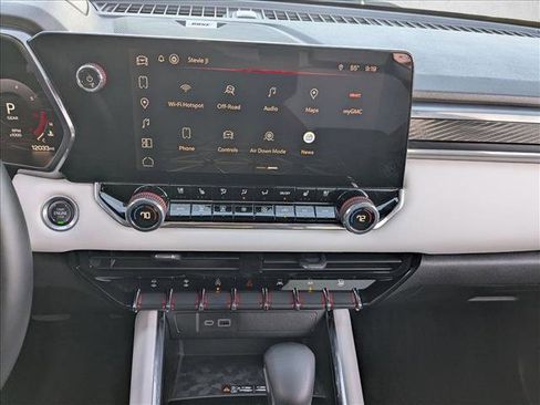 Certified 2024 GMC Canyon AT4X image 15