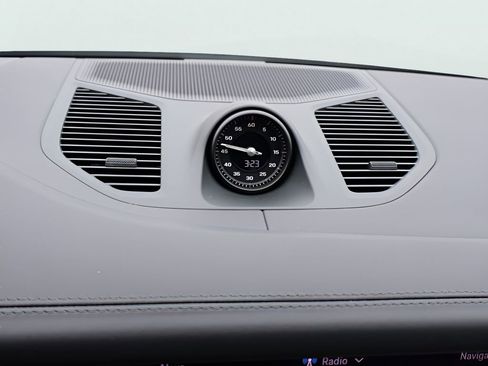 New 2026 Porsche Cayenne E-Hybrid Coupe image 23