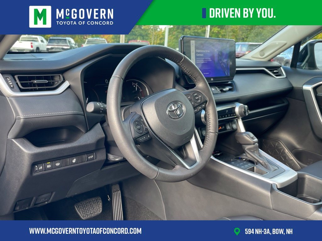 Used 2023 Toyota RAV4 XLE Premium AWD/4WD image 13