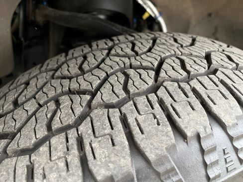 Used 2021 Ford F150 Lariat image 23