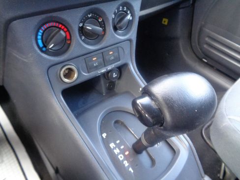 Used 2013 Ford Transit Connect XL FWD image 29