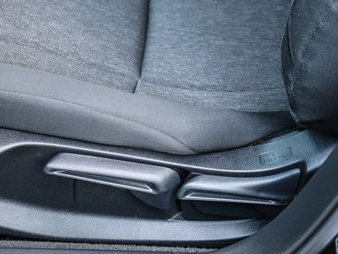 Certified 2025 Honda Accord LX image 23