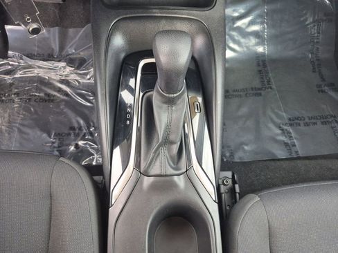 Used 2024 Toyota Corolla LE image 9