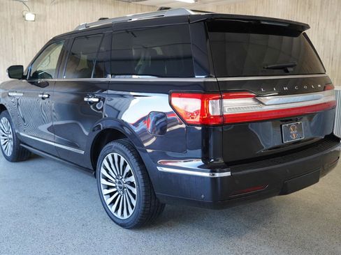 Used 2019 Lincoln Navigator Reserve image 7