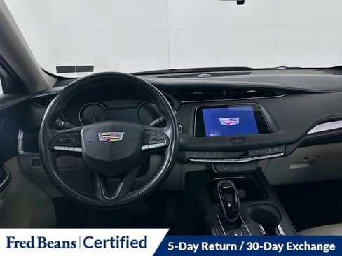 Used 2023 Cadillac XT4 Luxury FWD image 23