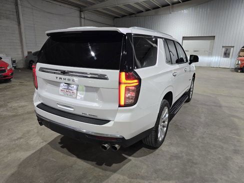 Used 2021 Chevrolet Tahoe Premier AWD/4WD image 11