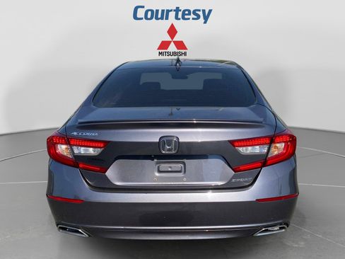 Used 2019 Honda Accord Sport image 4