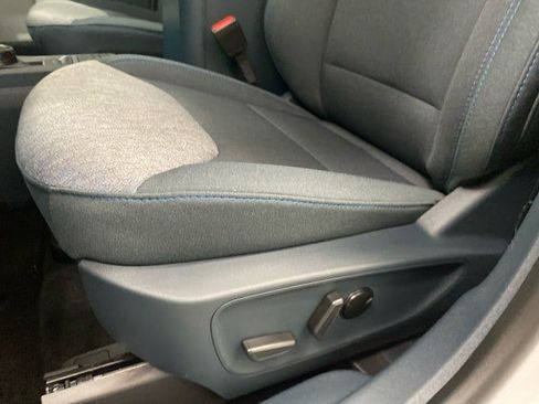 New 2025 Ford Maverick XLT w/ XLT Luxury Package image 16