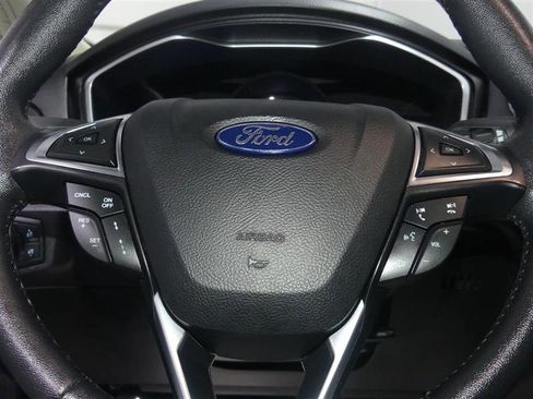 Used 2019 Ford Fusion Titanium image 32