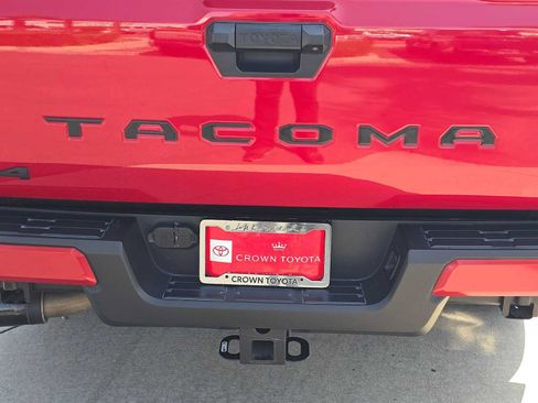 Used 2024 Toyota Tacoma SR5 AWD/4WD image 13