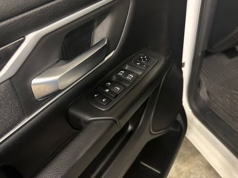 Used 2020 RAM 1500 Big Horn image 13