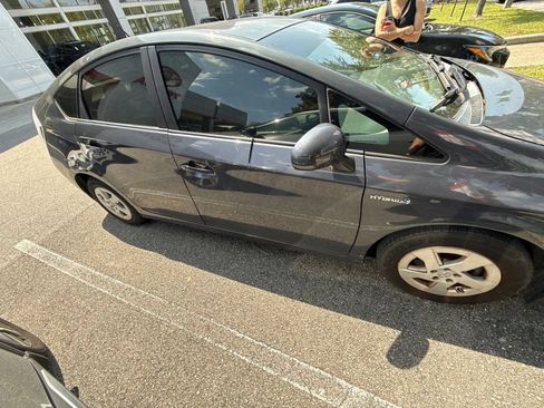 Used 2010 Toyota Prius Two FWD image 8