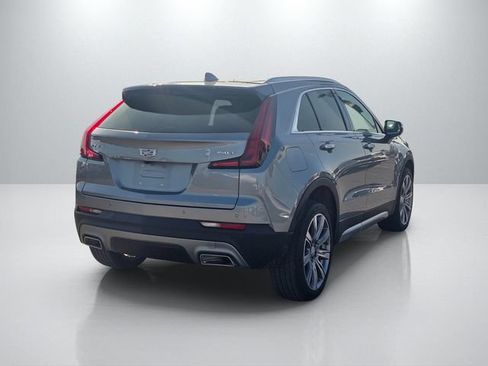 Used 2023 Cadillac XT4 Premium Luxury w/ Enhanced Visibility Package FWD image 5