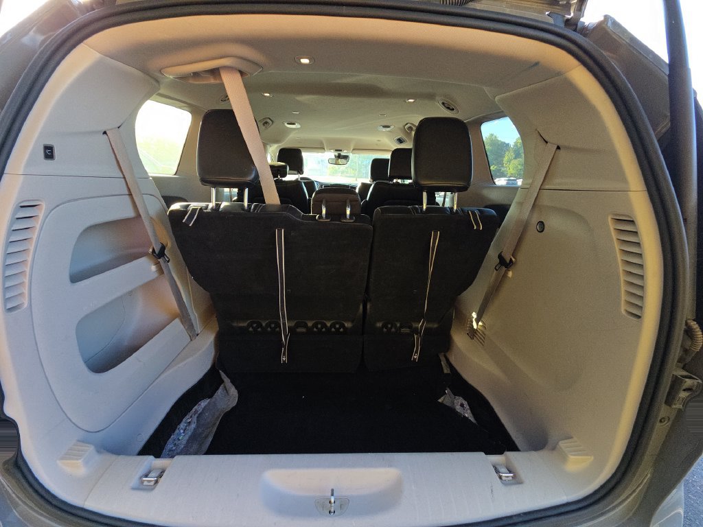 Used 2023 Chrysler Pacifica Touring-L FWD image 14