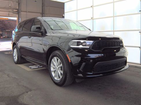 Used 2025 Dodge Durango GT image 4
