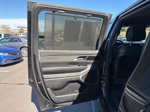 Used 2022 Jeep Wagoneer Series III w/ Convenience Group I image 26