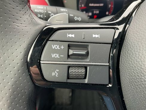 Certified 2025 Acura ADX A-Spec image 12