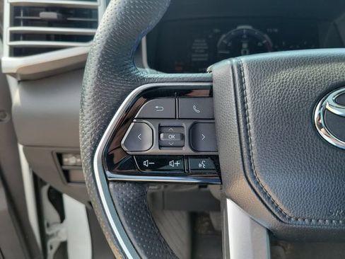 Used 2023 Toyota Tundra Platinum AWD/4WD image 17