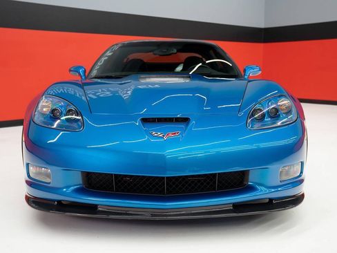 Used 2010 Chevrolet Corvette ZR1 w/ Preferred Equipment Group RWD image 9