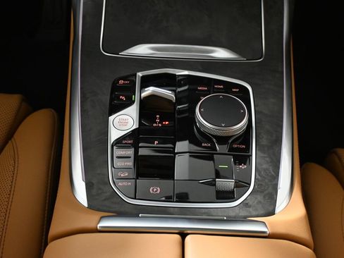 New 2026 BMW X7 xDrive40i AWD/4WD image 24