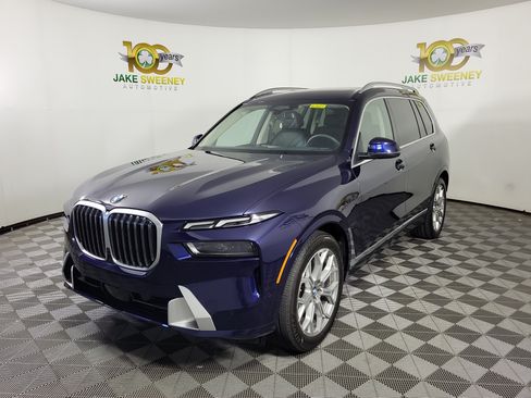Certified 2025 BMW X7 xDrive40i AWD/4WD image 3