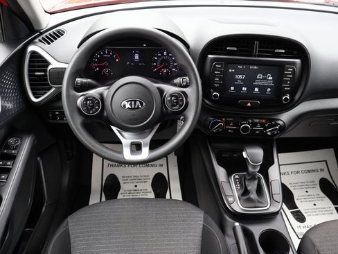 Used 2021 Kia Soul S FWD image 5