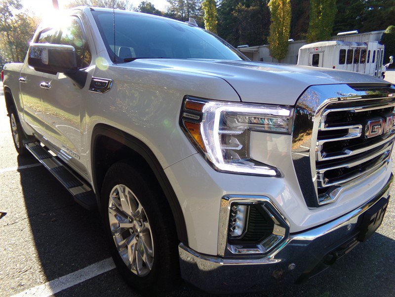 Used 2021 GMC Sierra 1500 SLT w/ SLT Premium Plus Package AWD/4WD image 4