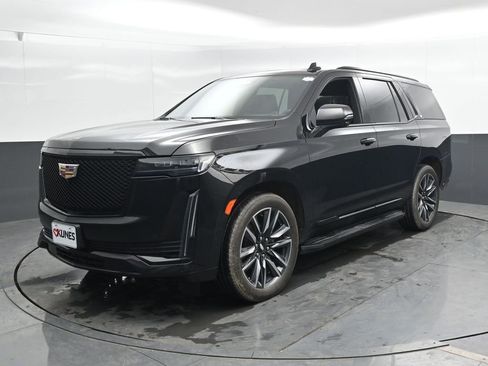 Used 2023 Cadillac Escalade Sport w/ Touring Package AWD/4WD image 9