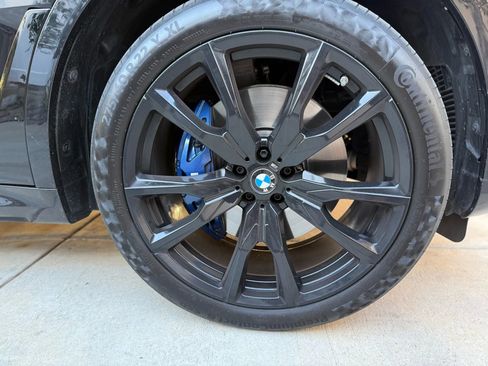 Used 2025 BMW X7 xDrive40i w/ Executive Package image 9