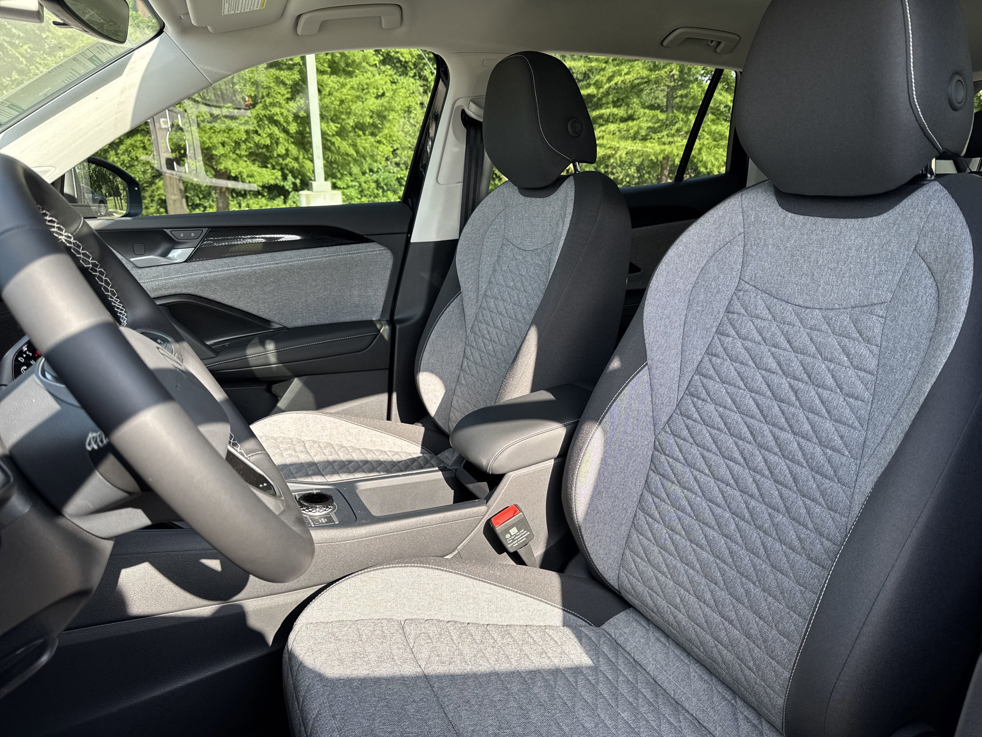 Certified 2026 Volkswagen Tiguan S FWD image 8