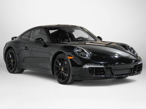 Used 2016 Porsche 911 Carrera Black Edition RWD image 4