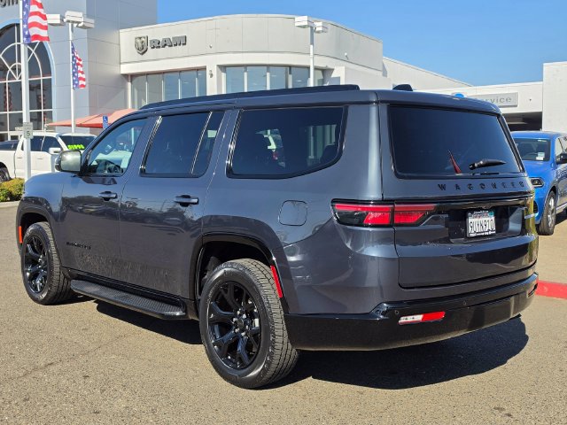 Certified 2025 Jeep Wagoneer Series II AWD/4WD image 6