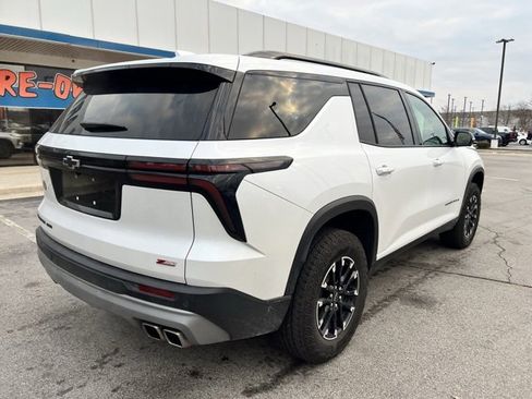 Used 2025 Chevrolet Traverse Z71 w/ Driver Confidence Package image 4