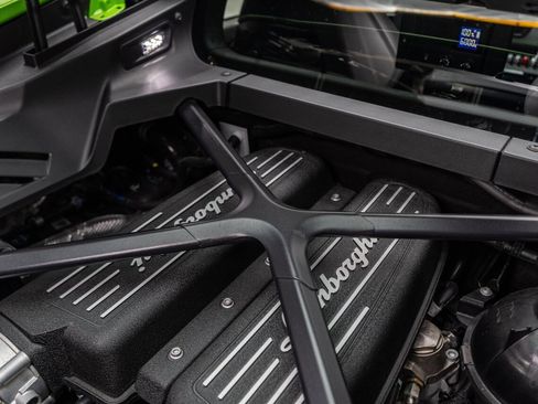 Used 2020 Lamborghini Huracan EVO AWD/4WD image 59