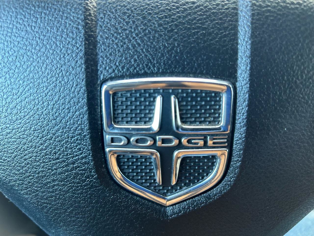 Used 2018 Dodge Grand Caravan SXT FWD image 17