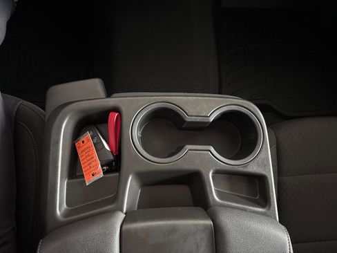 Used 2023 GMC Sierra 1500 Elevation image 18