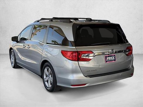 Used 2018 Honda Odyssey EX image 3