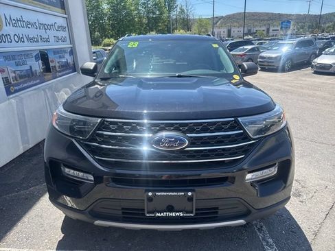 Used 2023 Ford Explorer XLT w/ Equipment Group 202A AWD/4WD image 7